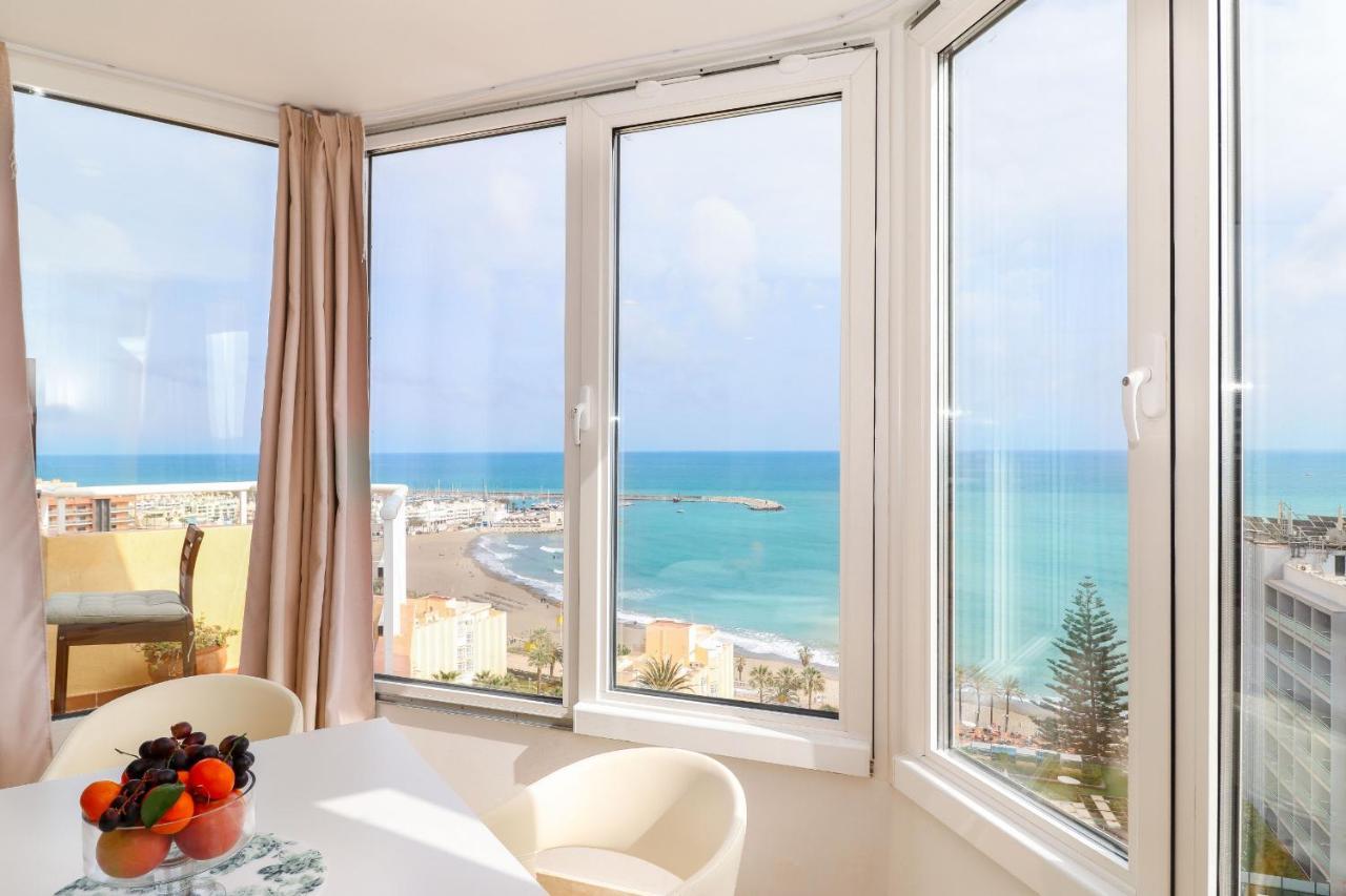 Penthouse With Panoramic Views - Puerto Marina Apartman Benalmádena Kültér fotó