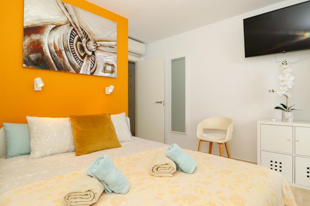 Penthouse With Panoramic Views - Puerto Marina Apartman Benalmádena Kültér fotó