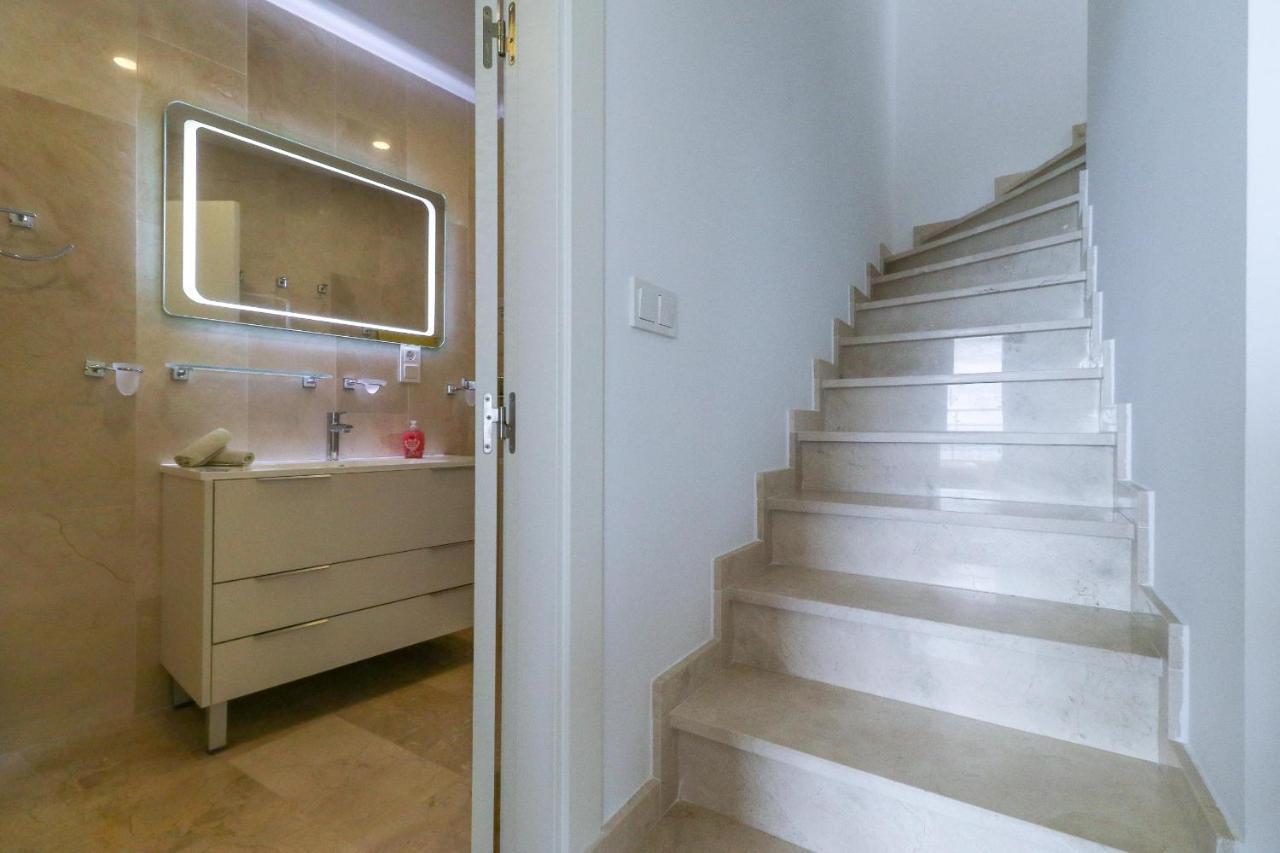 Penthouse With Panoramic Views - Puerto Marina Apartman Benalmádena Kültér fotó