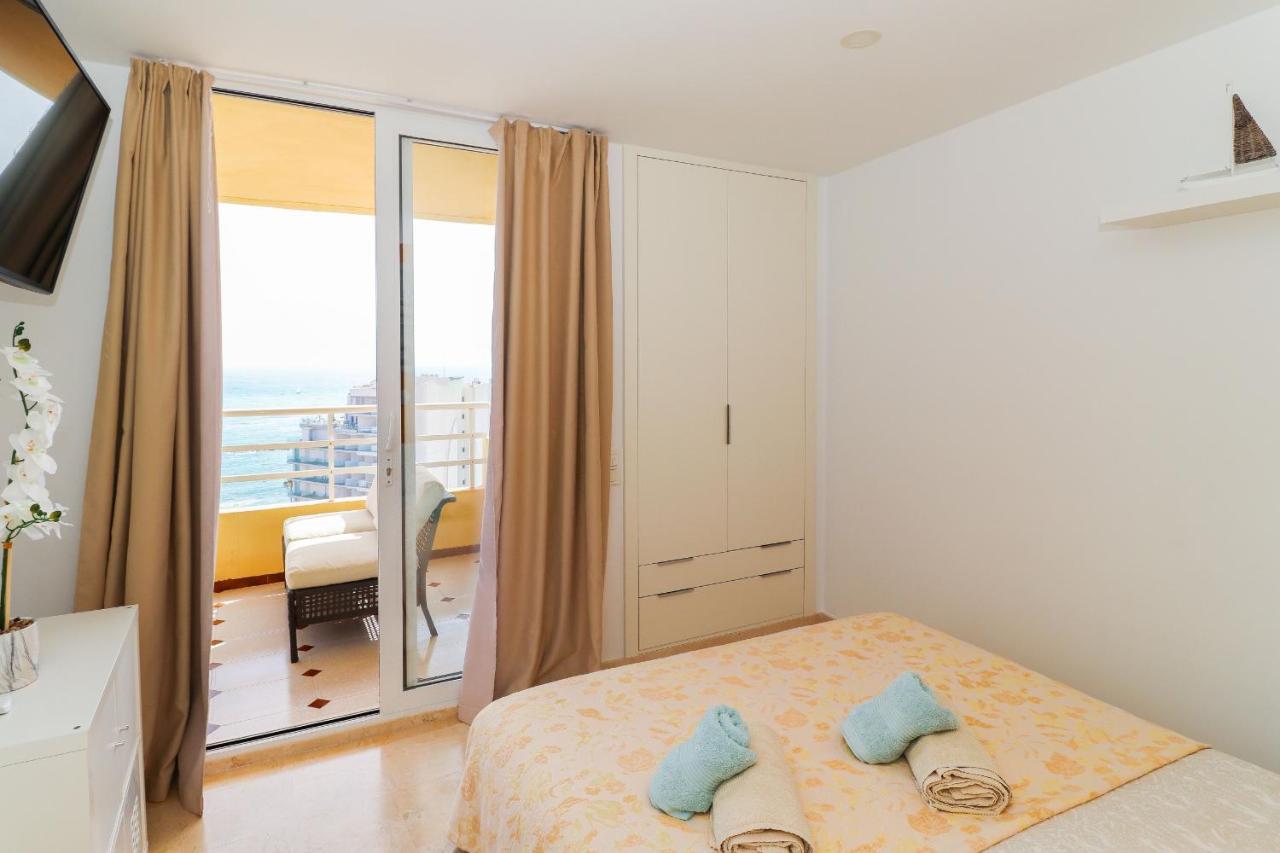 Penthouse With Panoramic Views - Puerto Marina Apartman Benalmádena Kültér fotó
