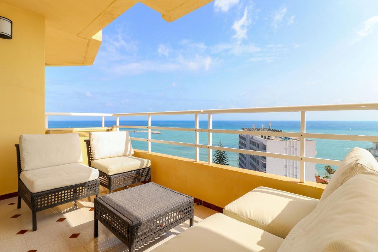 Penthouse With Panoramic Views - Puerto Marina Apartman Benalmádena Kültér fotó