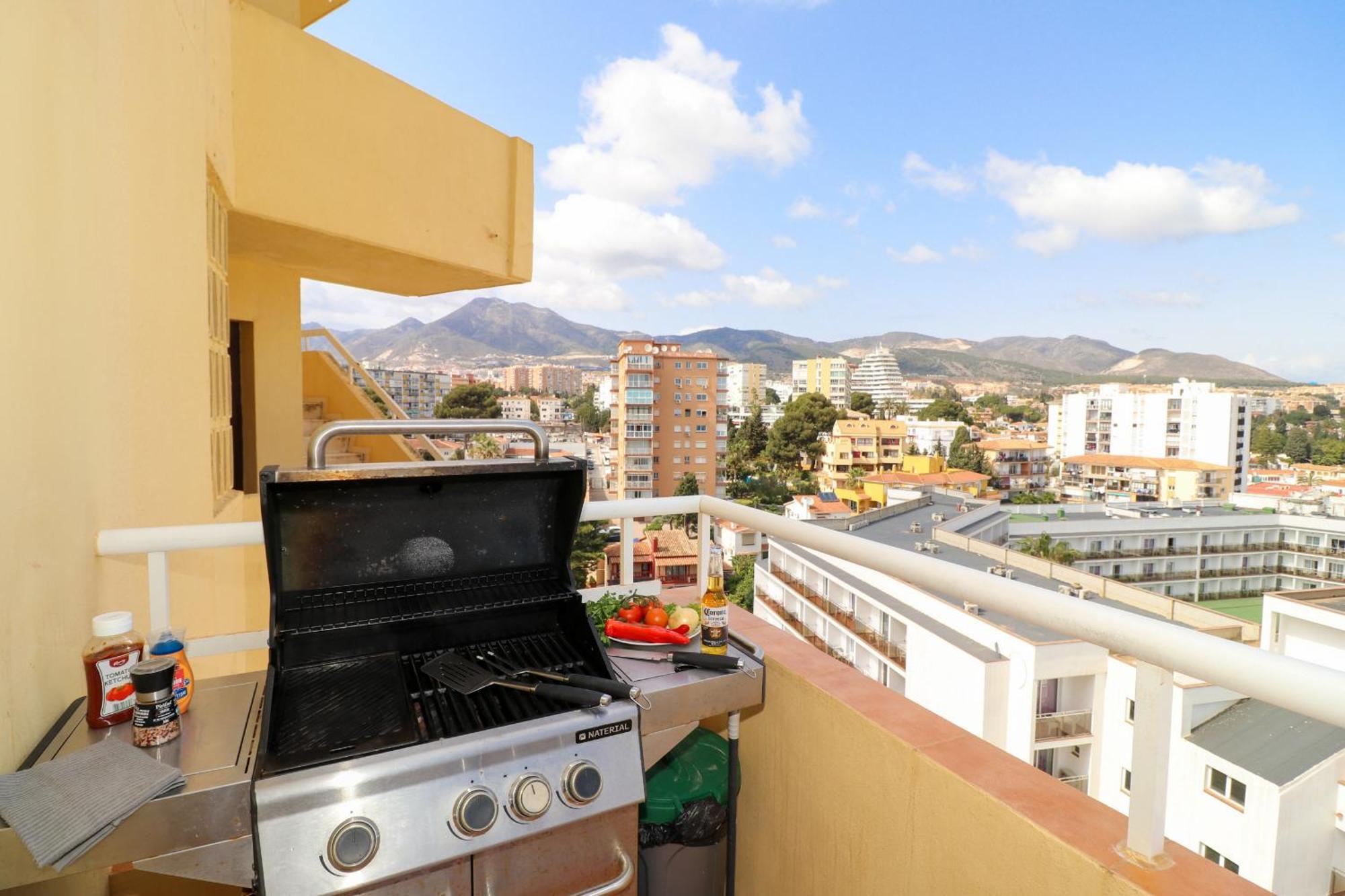 Penthouse With Panoramic Views - Puerto Marina Apartman Benalmádena Kültér fotó