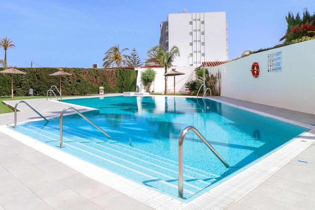 Penthouse With Panoramic Views - Puerto Marina Apartman Benalmádena Kültér fotó
